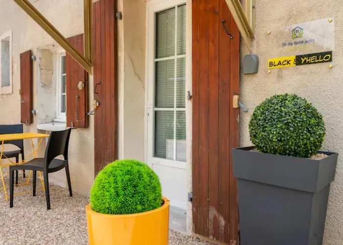 Black&y'hello T2 : Wifi/parking/ 5' Centre-ville Apartamento *