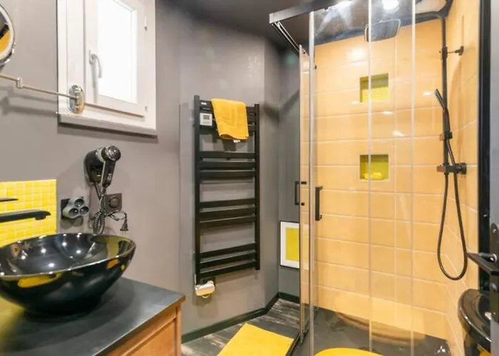 Apartamento Black&y'hello T2 : Wifi/parking/ 5' Centre-ville Angulema